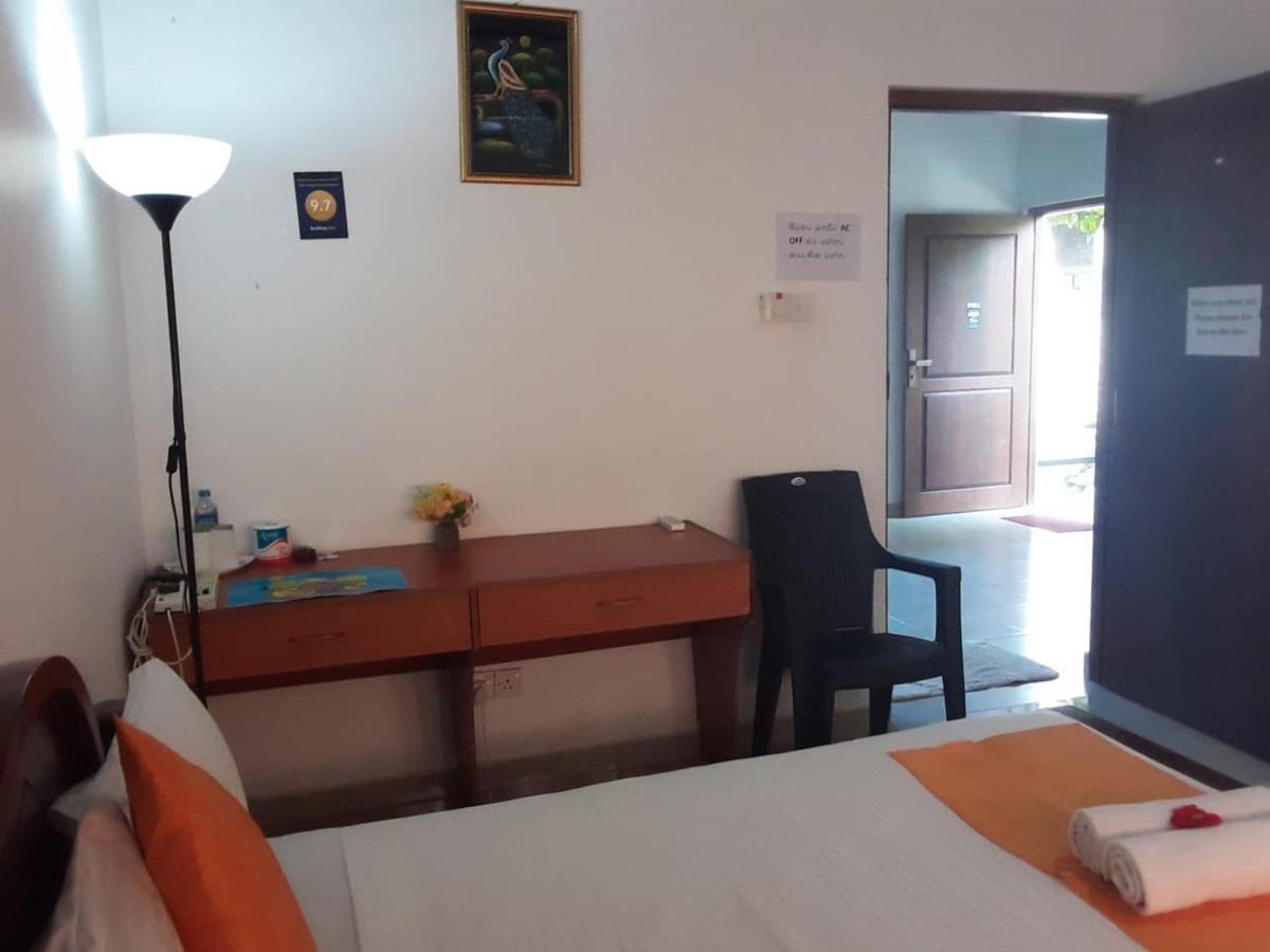 Villa Delorenta Anuradhapura Buitenkant foto