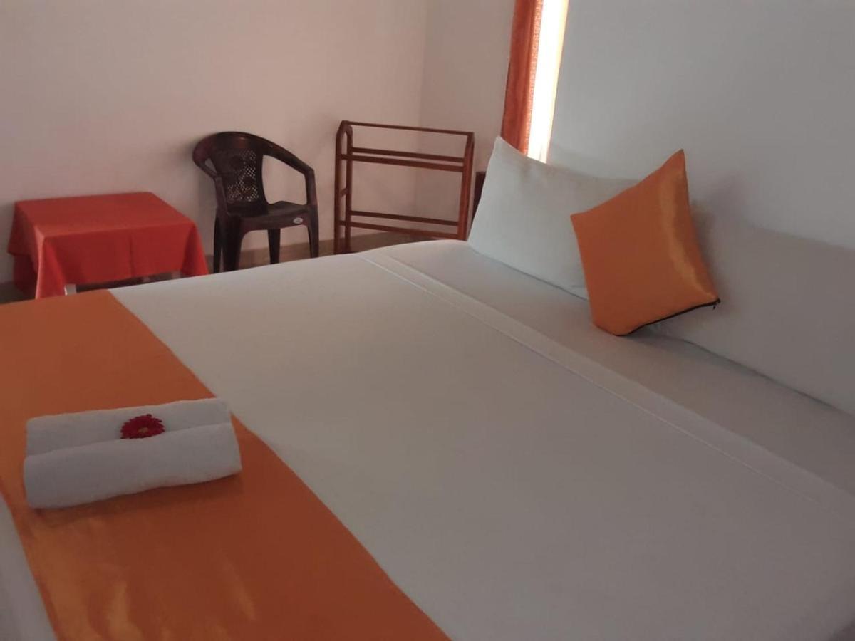 Villa Delorenta Anuradhapura Buitenkant foto