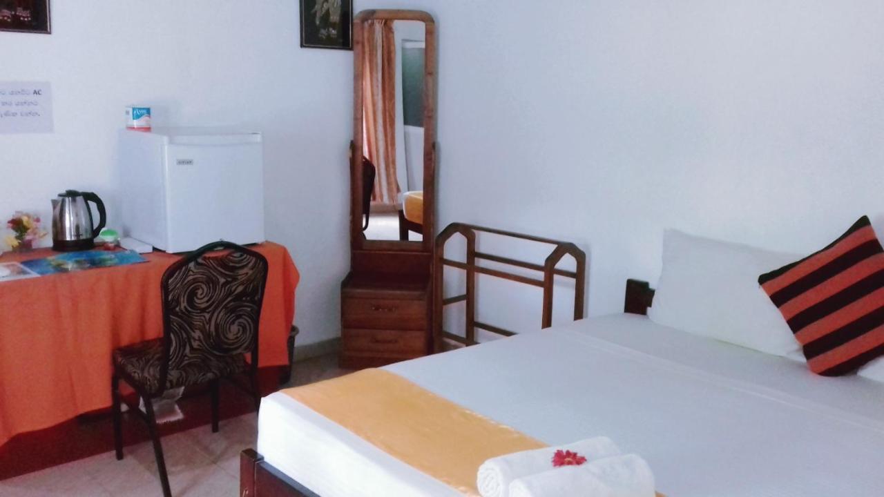 Villa Delorenta Anuradhapura Buitenkant foto